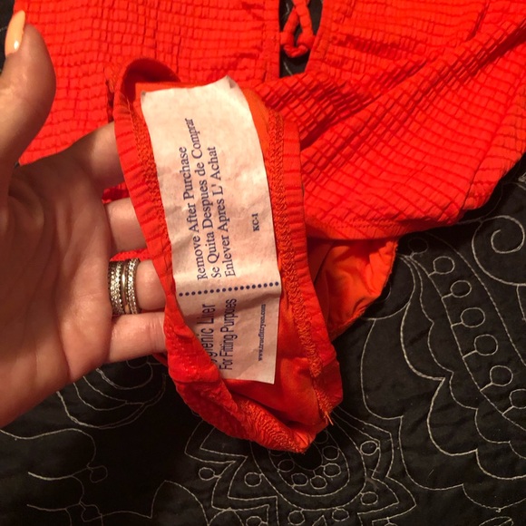 Lucky Brand Womens Golden Wave Textured Swimsuit- NWT- SZ LG - Picture 8 of 11